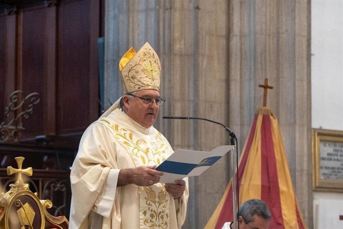 Obispo de la Diócesis de Canarias, Monseñor José Mazuelos