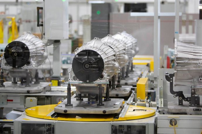 Archivo - Fabrica de General Motors en Ohio