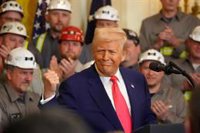 Nvidia se desploma un 6% y contagia a las Bolsas por las limitaciones de Trump para exportar a China