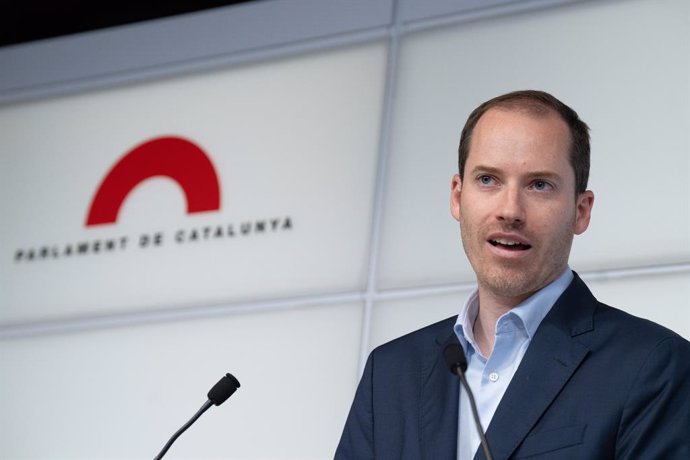 Archivo - El portaveu del PP al Parlament, Juan Fernández