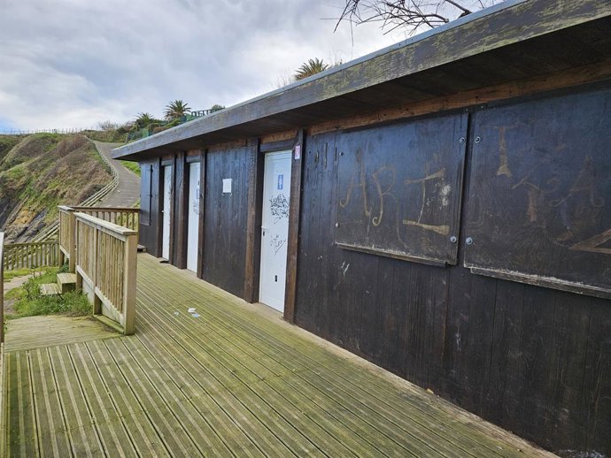 Aritzatxu hondartzako kantina, Bermeon