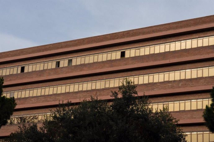 Archivo - Façana de la Conselleria d'Educació
