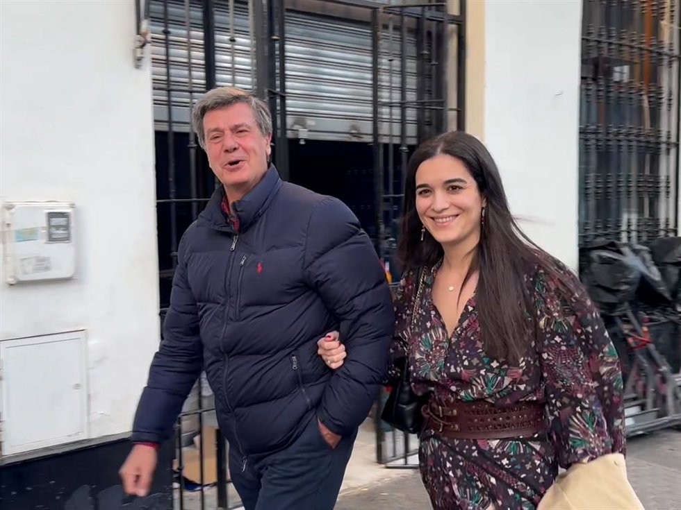 CAYETANO MARTÍNEZ DE IRUJO Y BÁRBARA MIRJAN