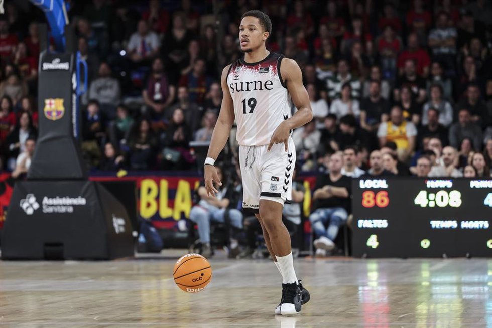 Archivo - Melwin Pantzar, en un partido con el Surne Bilbao Basket.