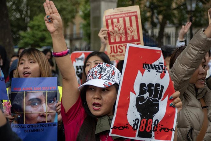 Archivo - Manifestación en Londres por la liberación de los presos políticos en Birmania.