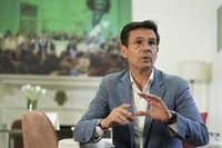 Cuenca ve al PSOE-A "preparado" para ganar ya las andaluzas y da por segura la candidatura de Montero: "Es la mejor"