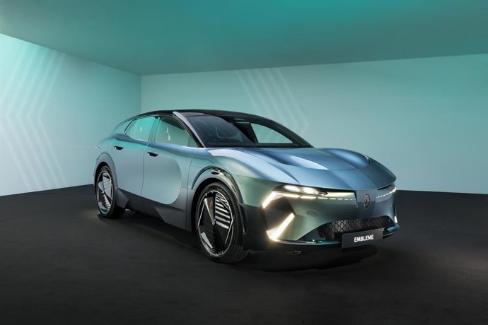 Renault lanza el 'concept car' de Embleme con un 90% menos de emisiones de CO2 durante su ciclo de vida