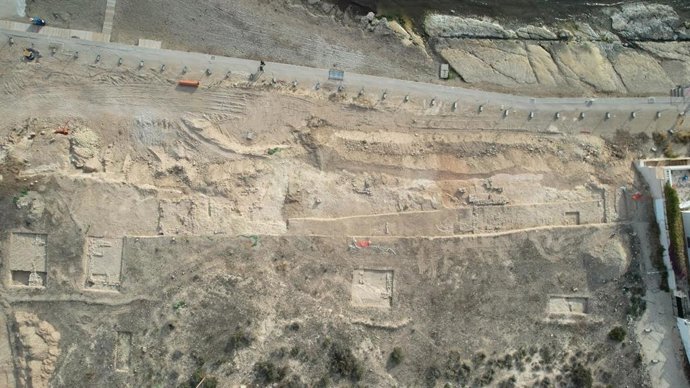 Alicante trabaja en recuperar una villa romana en La Almadraba, asociada a Lucentum, que será visitable