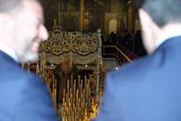 Moreno destaca el crecimiento del turismo internacional en Andalucía con un "interés especial" por Semana Santa