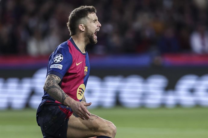 Archivo - Inigo Martinez, do FC Barcelona, reage durante a partida de volta das oitavas de final da UEFA Champions League 2024/25, entre FC Barcelona e SL Benfica, no Estadi Olimpic Lluis Companys, em 11 de março de 2025, em Barcelona, Espanha.