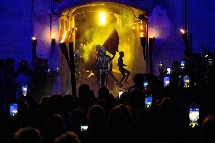 Un momento de la procesión de Verges