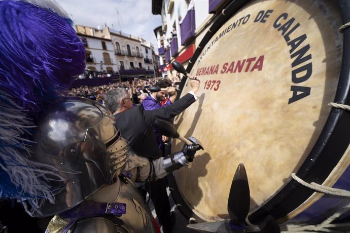Rompida de la Hora de Calanda en Teruel