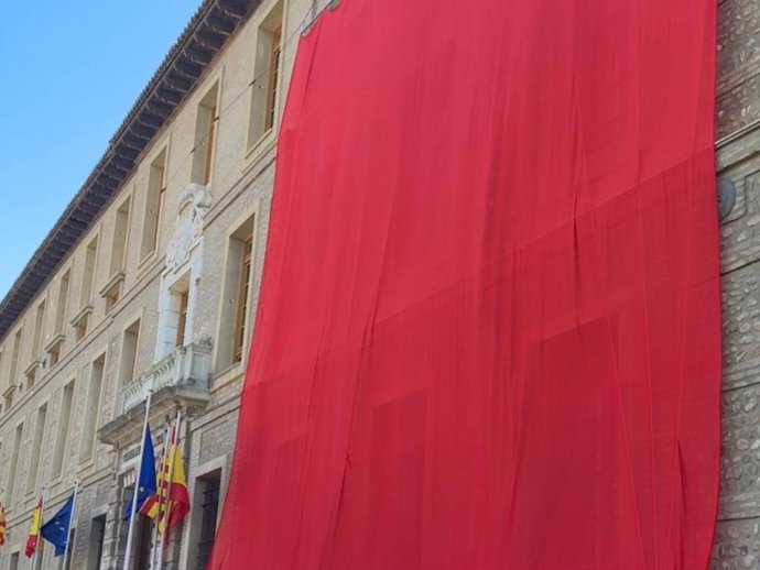 Aragón desplegará este domingo una gran bandera de casi 2.000 m2 como inicio de un San Jorge "reivindicativo"