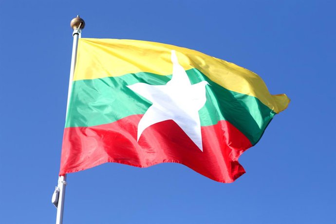 Archivo - June 9, 2024, Saint Petersburg, Russia: The flag of the Republic of the Union of Myanmar seen in the gallery of flags of the participating countries in the framework of St. Petersburg International Economic Forum 2024