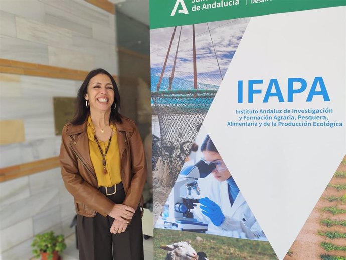 La presidenta del Ifapa, Marta Bosquet, en el centro Ifapa de La Cañada (Almería).