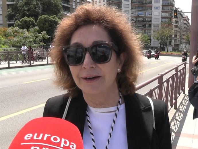 Ana Rosa Quintana desvela si ha coincidido con la Reina Sofía en la Semana Santa de Sevilla