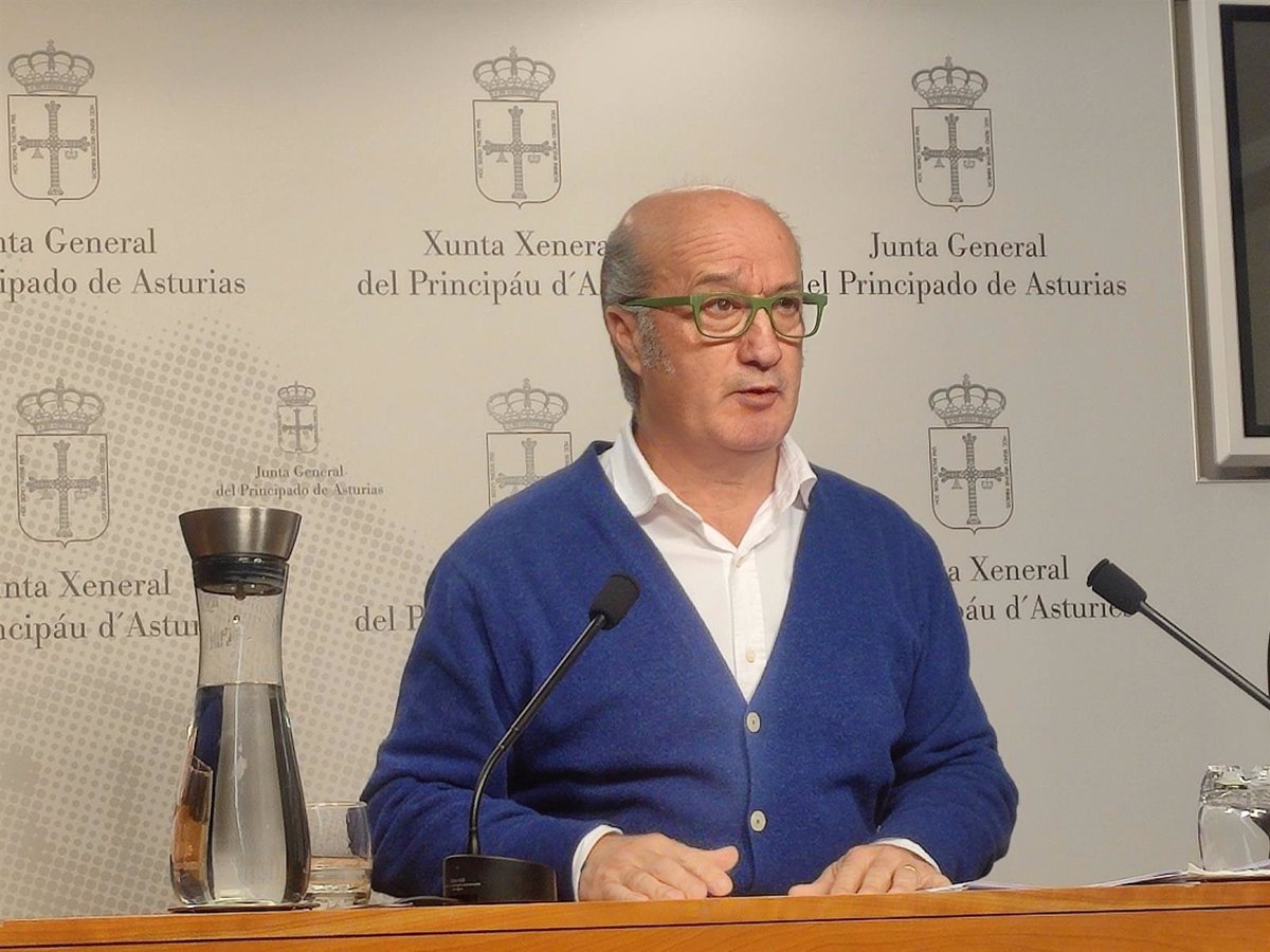 Venta (PP) acusa a Barbón (PSOE) de usar a Díaz como  escudo protector  para no dar explicaciones sobre Cerredo