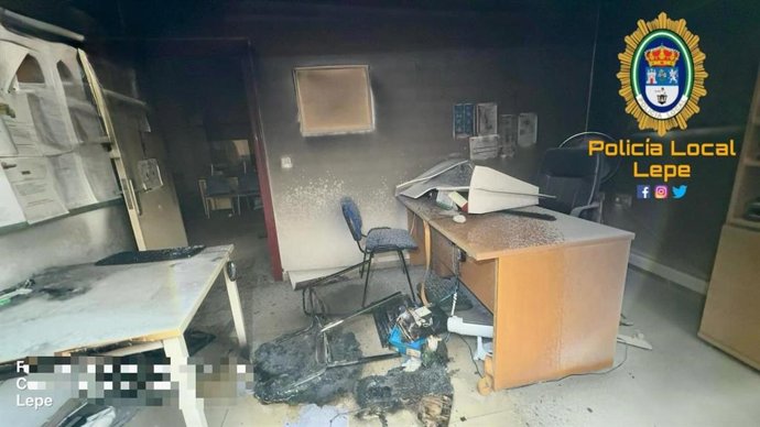 Local municipal incendiado.