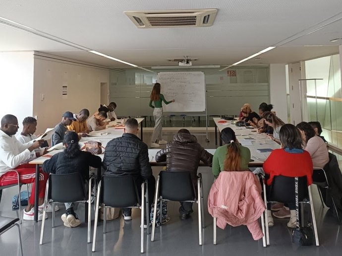 El Servei d'Acollida Municipal de Lleida atiende 374 consultas de personas migrantes