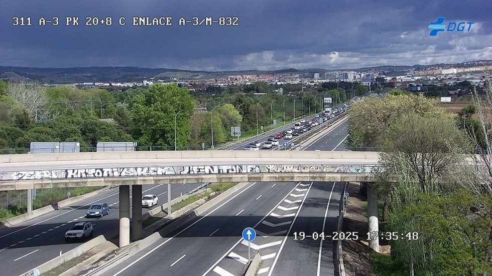 Complicaciones en la A-3 este sábado, 19 de abril de 2025 (Madrid)