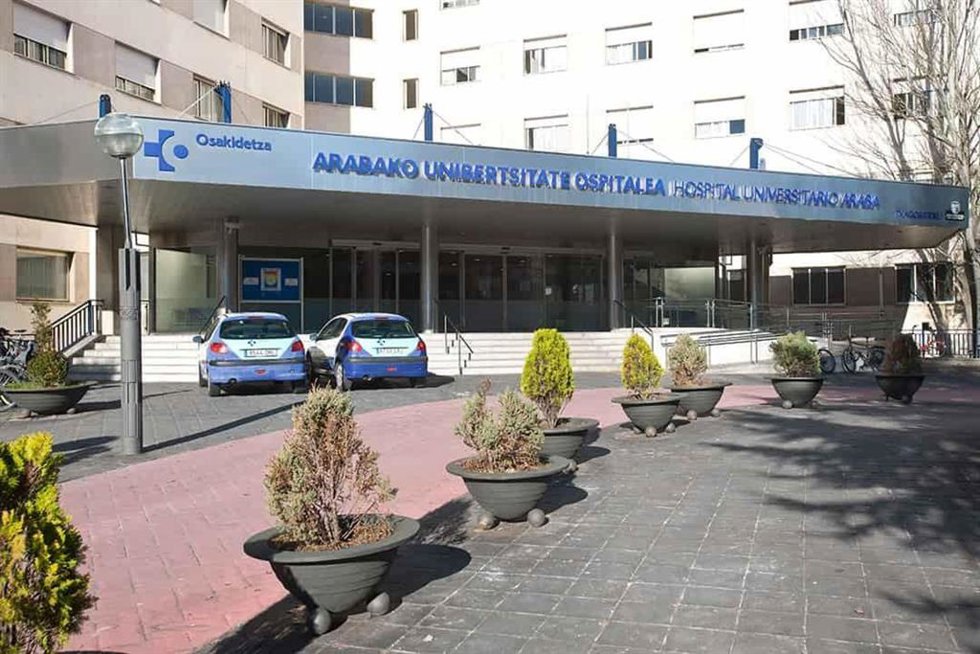 Archivo - Hospital de Txagorritxu en Vitoria-Gasteiz