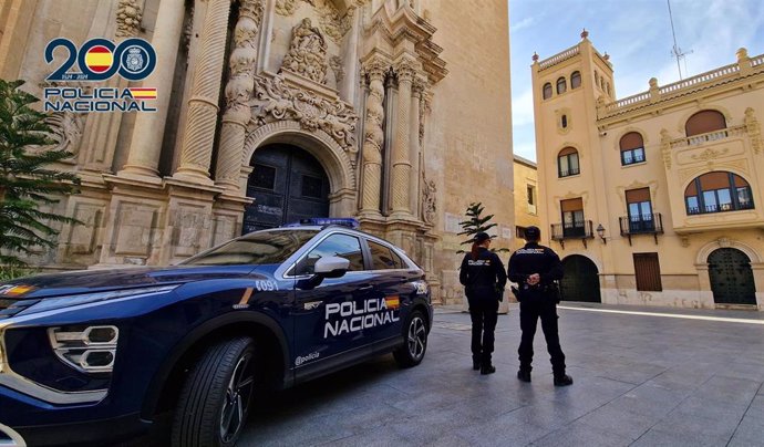 Detenido por cobrar 1.500 euros a una octogenaria por cederle un nicho del que no era propietario