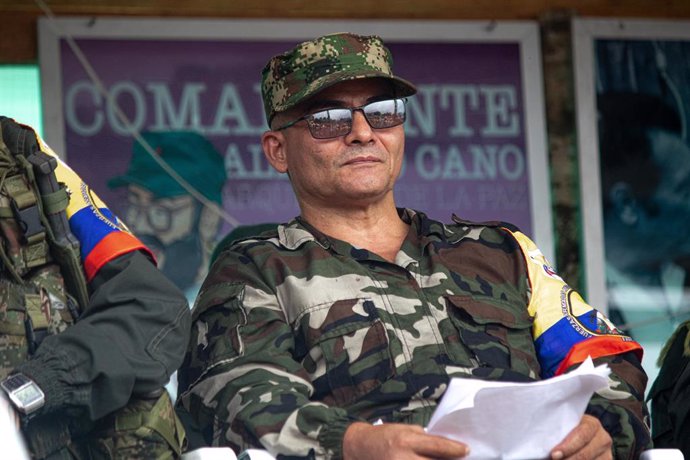 Archivo - El jefe del Estado Mayor Central de las Fuerzas Armadas Revolucionarias de Colombia (FARC), alias 'Iván Mordisco'