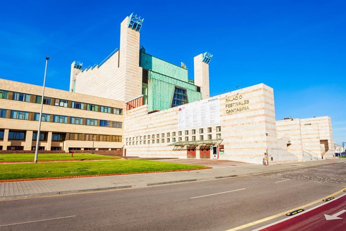 Archivo - Fachada del Palacio de Festivales de Cantabria.-ARCHIVO
