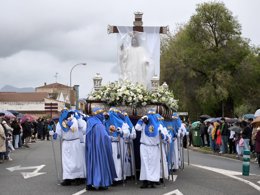 El Santo Cristo Resucitado ha tenido que ser tapad