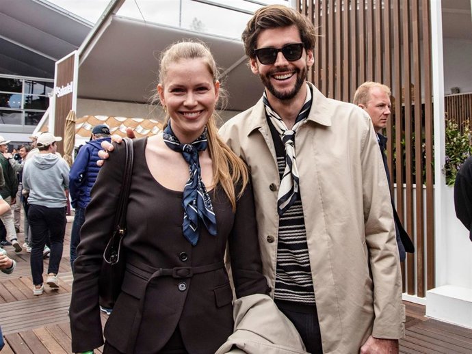 Álvaro Soler se deja ver más feliz que nunca junto a Melanie en el Godó