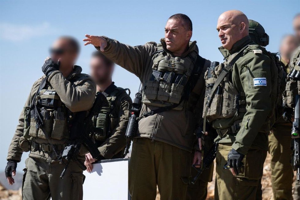 El jefe del Estado Mayor de las Fuerzas Armadas israelíes, el mayor general Eyal Zamir, en territorio sirio