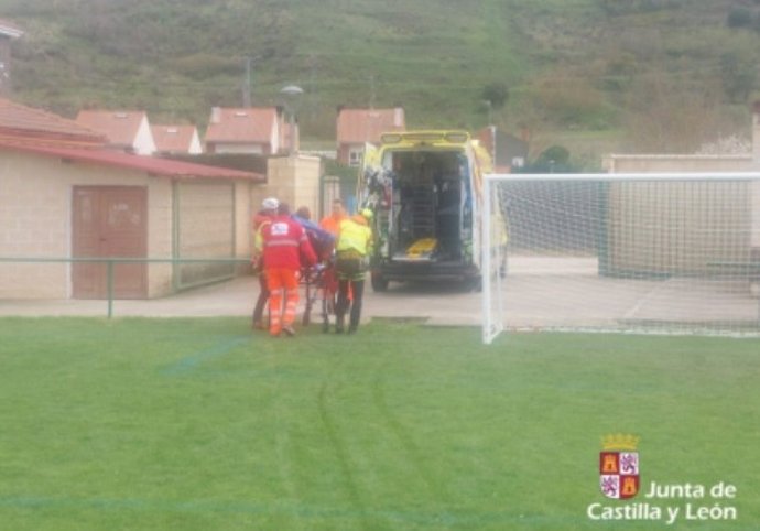 Auxiliada una senderista tras una caída en la Cascada de La Chorreta en Valmala (Burgos)