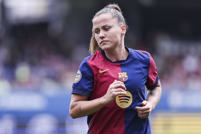 Claudia Pina of FC Barcelona looks on during the Spanish Women league, Liga F, football match played between FC Barcelona and Atletico de Madrid at Johan Cruyff Stadium on April 13, 2025 in Sant Joan Despi, Spain.