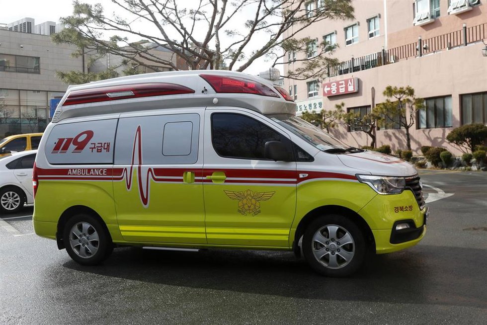 Archivo - Una ambulancia en Cheongdo, en Corea del Sur (archivo)