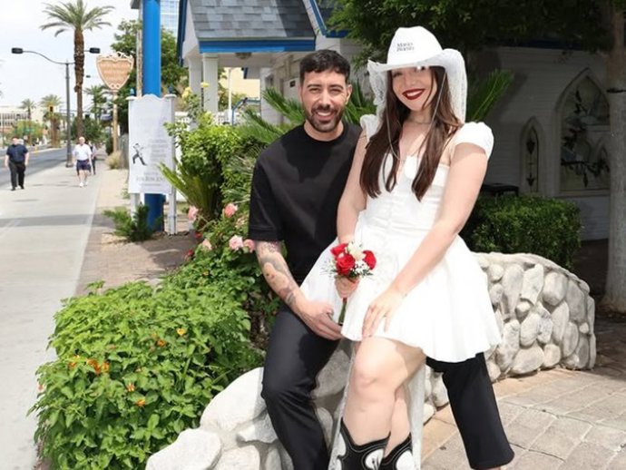 Inés Hernand y Dj Verse se han dado el 'sí quiero' en Las Vegas