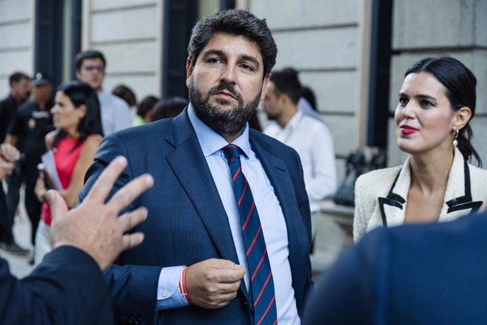 Archivo - El presidente de la Región de Murcia y presidente del PP murciano, Fernando López Miras, durante la primera sesión del debate de investidura del líder del PP, en el Congreso de los Diputados, a 26 de septiembre de 2023, en Madrid (España). El pr