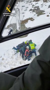 La Guardia Civil auxilia a 17 montañeros durante el puente de Semana Santa en el Pirineo aragonés