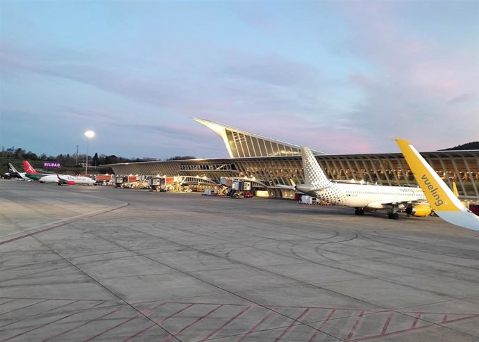 Archivo - Aeropuerto de Bilbao.