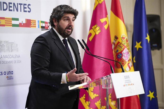 Archivo - El presidente de la Región de Murcia, Fernando López Miras