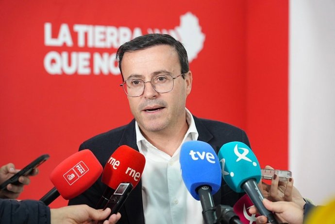 Archivo - El secretario general del PSOE de Extremadura, Miguel Ángel Gallardo, en una imagen de archivo