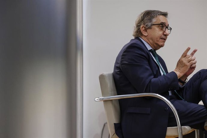 El conseller de Educación, Cultura, Universidades y Empleo de la Generalitat valenciana, José Antonio Rovira, durante una entrevista para Europa Press
