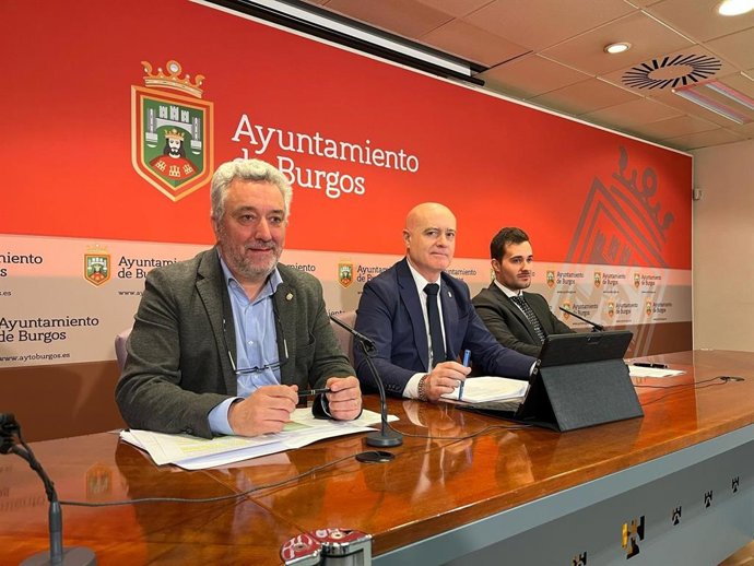 Un momento de la rueda de prensa.