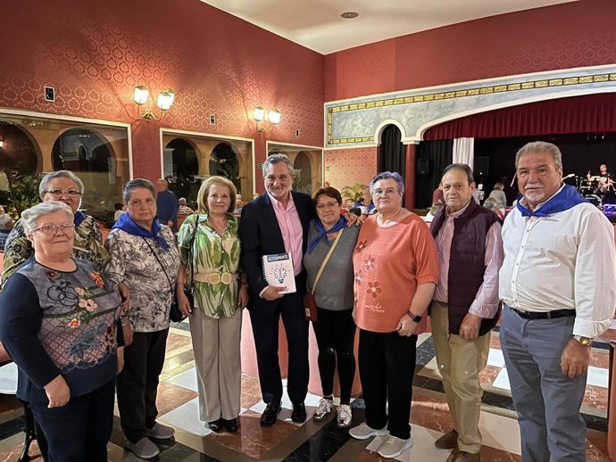 La Diputación de Almería edita 2.500 agendas didácticas para fomentar la participación y el bienestar social entre los mayores.