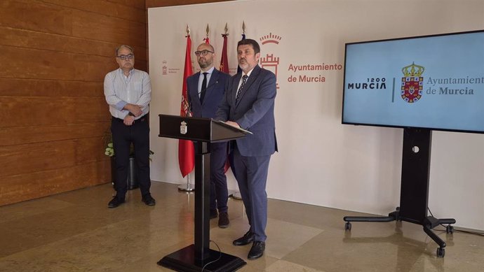 El concejal de Seguridad Ciudadana y Emergencias, Fulgencio Perona