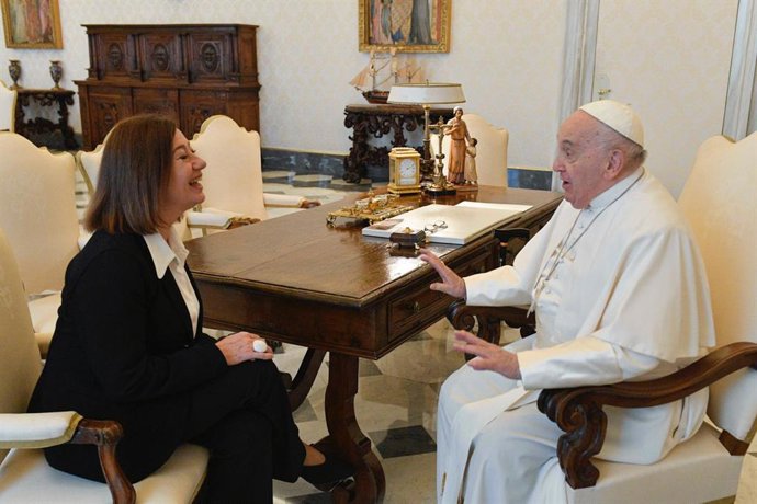 Archivo - Arquivo - A presidente do Congresso, Francina Armengol, durante sua audiência com o Papa Francisco no Vaticano.