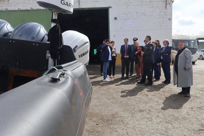 El consejero de Justicia, Administración Local y Función Pública, José Antonio Nieto, visita el depósito judicial de vehículos de la provincia de Málaga, ubicado en Almargen.