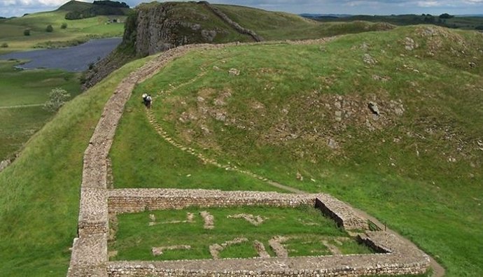 Muro de Adriano en el norte de Britania