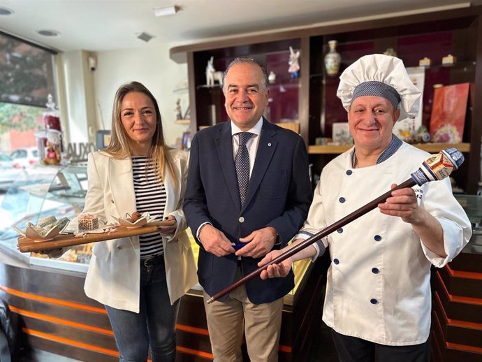 Presentación del Pastel de Mondas 2025 en Talavera de la Reina.