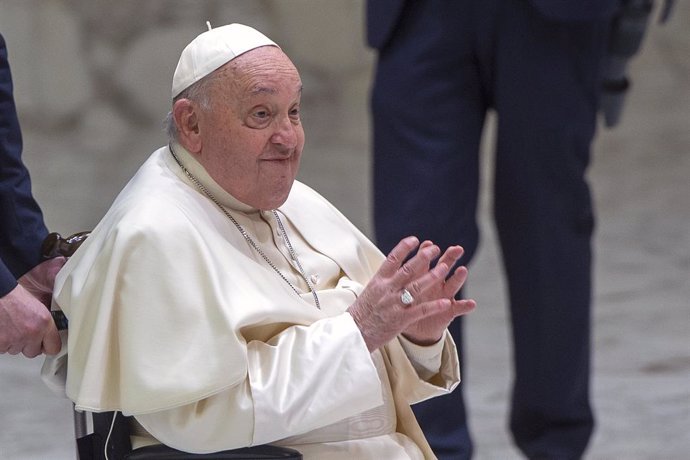 Archivo - 29 January 2025, Vatican, Vatican City: Pope Francis chairs his weekly general audience in the Paul VI hall at the Vatican. Photo: Alessia Giuliani/IPA via ZUMA Press/dpa