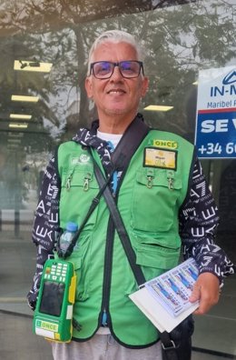 Agente vendedor de la ONCE en Arrecife (Lanzarote) Miguel Ángel Rivero